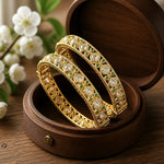 Load image into Gallery viewer, MEERA GREEN BANGLES
